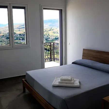 Vila Trabia Casa Bianca A *