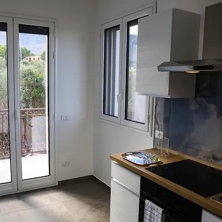 Trabia Casa Bianca A Vila *