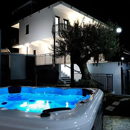 Trabia Casa Bianca A Vila
